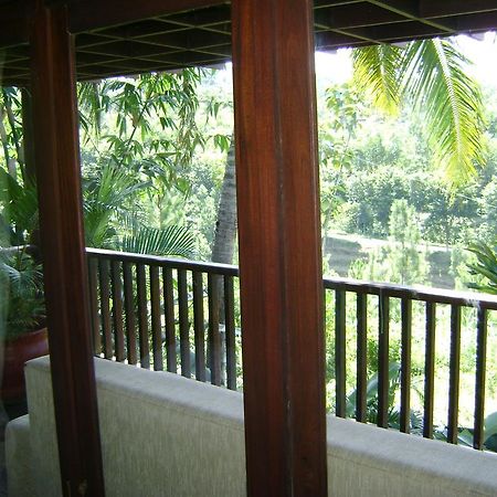 Swaloh Resort & Spa Kalangbret Quarto foto