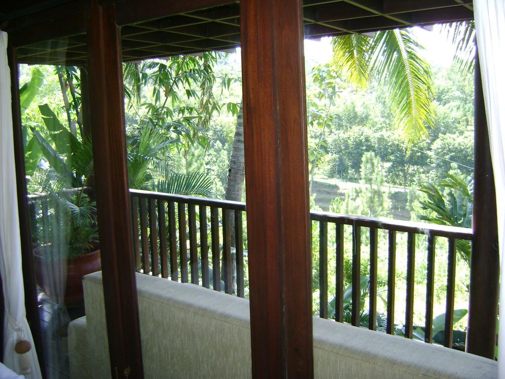 Swaloh Resort & Spa Kalangbret Quarto foto